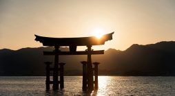 El impacto de la Segunda Guerra Mundial en la gastronomía japonesa y su evolución en la posguerra