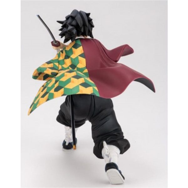 GIYU TOMIOKA FIGURA 16 CM KIMETSU NO YAIBA ICHIBANSHO THE SECOND - Imagen 3