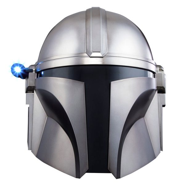 ¡Consigue tu Casco Electrónico de Star Wars The Mandalorian ahora mismo!