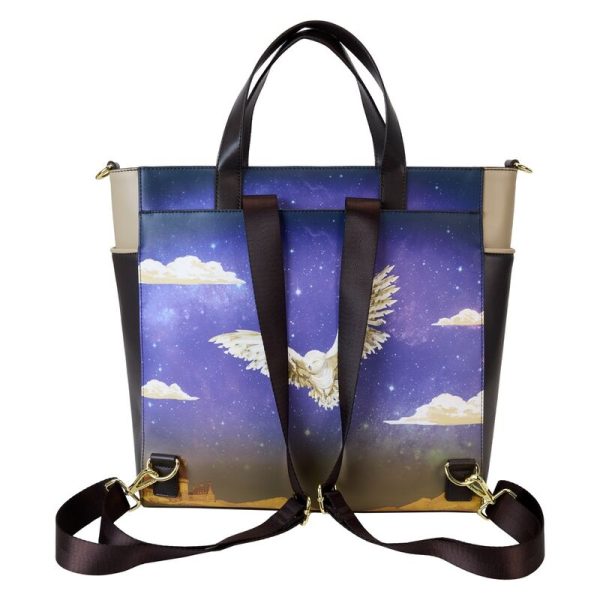 Mochila Loungefly de Hogwarts inspirada en Harry Potter: ¡El accesorio perfecto para los fans del mundo mágico! - Imagen 4