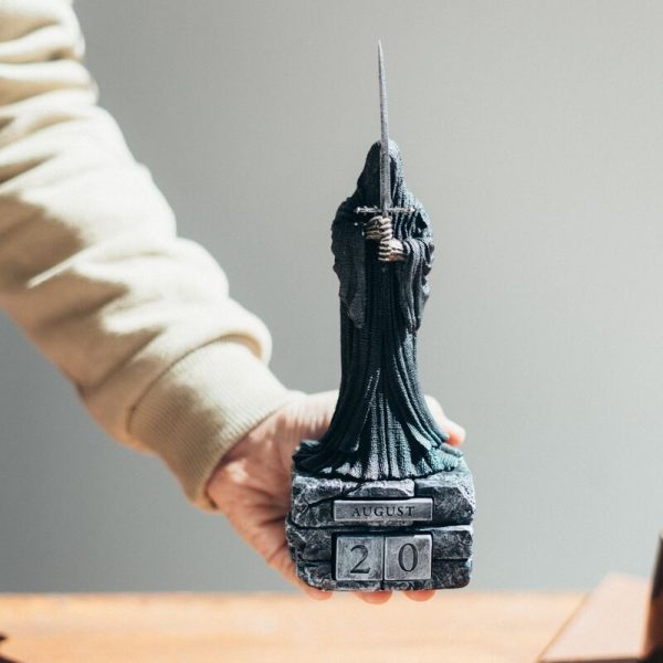 Calendario Perpetuo 3D inspirado en El Señor de los Anillos: ¡Un imprescindible para los fans de la saga! - Imagen 5
