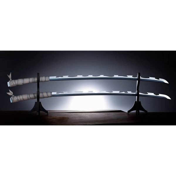 Réplica de Espada Katana de Inosuke Hashibira de Tamashii Nations - Kimetsu no Yaiba: Calidad y Detalles Auténticos