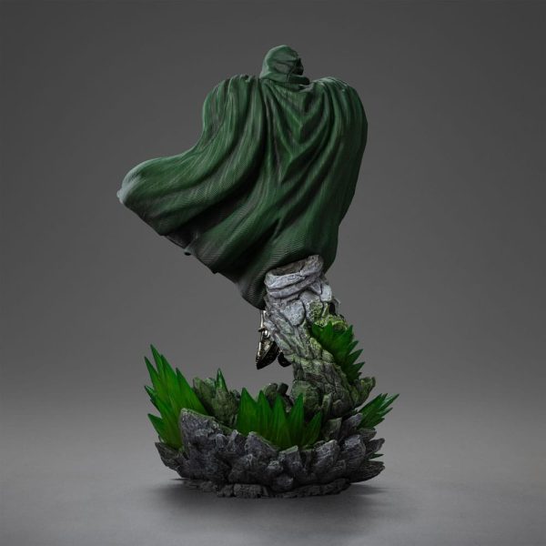 Figura The Infinity Gauntlet de Doctor Doom en escala 1/10 de Marvel Legends - Estatua Diorama de 30 cm - Imagen 2