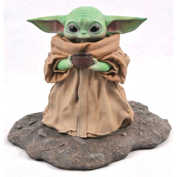 Figura Diamond Collection Star Wars the Mandalorian the Child con Sopa Resina 20 CM Milestones 1 2 Scale - Imagen 2