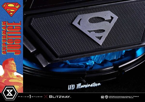 Estatua Premium de Superman de DC Comics en la Serie Masterline 1/4 - ¡Justicia de los cómics en 57 cm! - Imagen 4