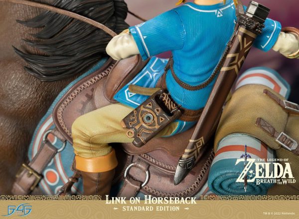 The Legend of Zelda Breath of the Wild Estatua Link on Horseback 56 cm - Imagen 15