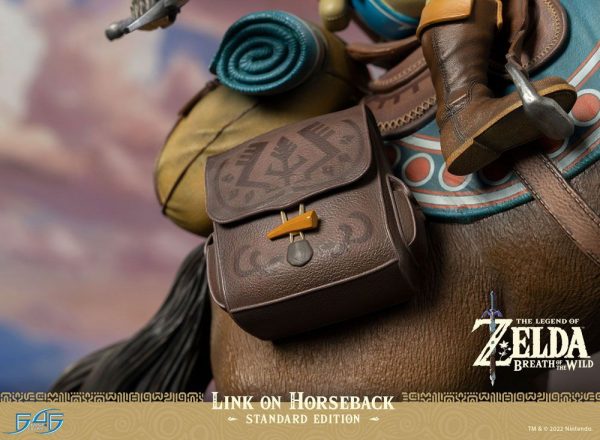 The Legend of Zelda Breath of the Wild Estatua Link on Horseback 56 cm - Imagen 18