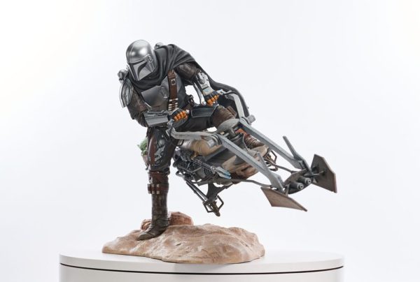 Star Wars: The Mandalorian Estatua Premier Collection 1/7 Din Djarin on Speeder Bike 23 cm