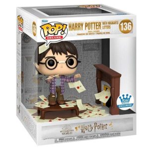 Funko pop Deluxe Harry Potter Anniversary Harry Potter With Hogwarts Letters Exclusive