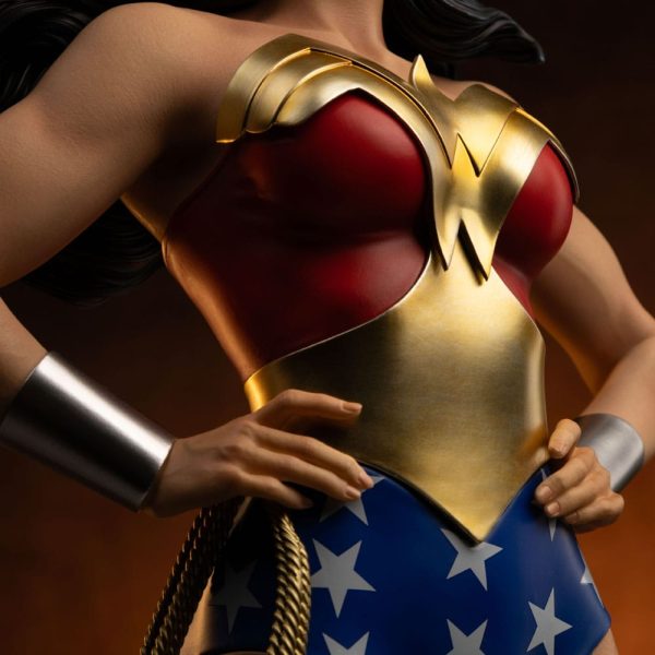 Estatua de Wonder Woman de DC Comics en escala 1/4 con base Legacy de 56 cm - Imagen 4