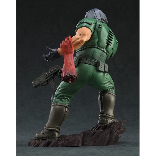Figura Marine de 20 cm de la serie Doom Pop Up Parade - Imagen 2