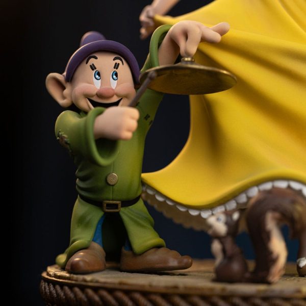 Estátua Snow White and the Seven Dwarfs 1/10 Art Scale - Snow White y Dopey, 21 cm - ¡Colecciónalos! - Imagen 7