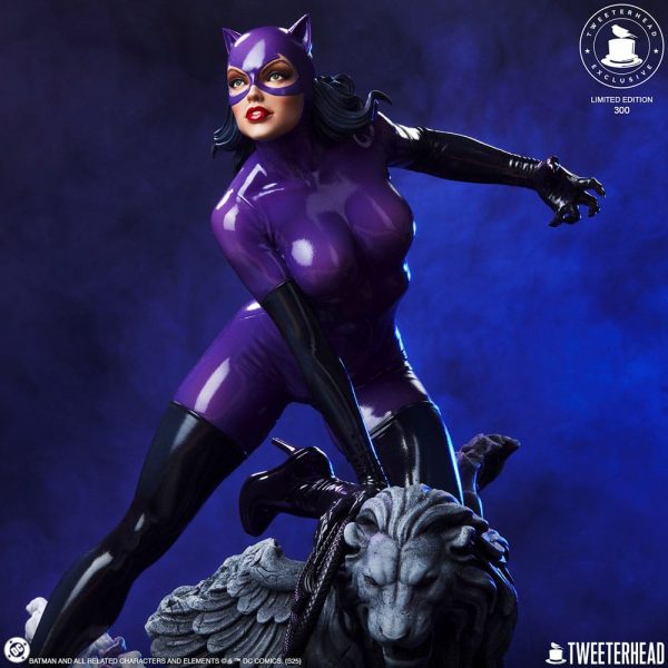 Estatua de Catwoman de DC Comics en Edición Morada - Escala 1/4 y 47 cm de Altura - Imagen 4