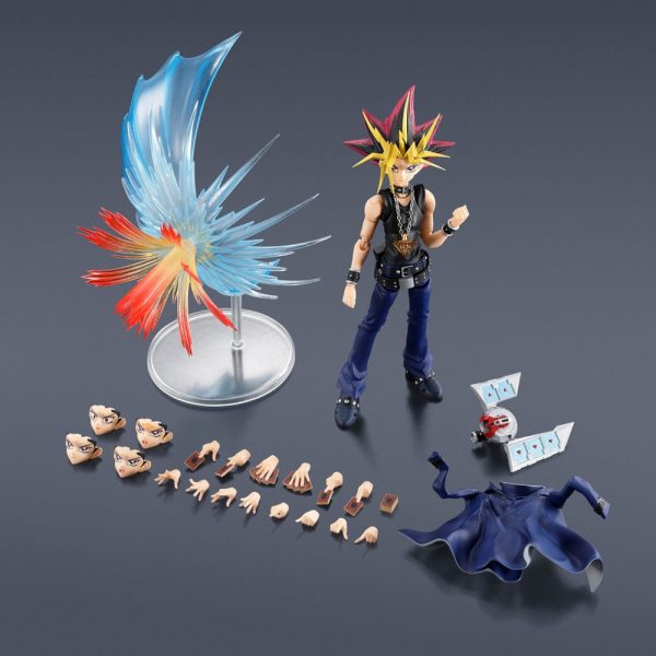 Figura de Yami Yugi de 16 cm de altura basada en el personaje de Yugi-Oh Duel Monsters, perteneciente a la línea de figuras SH Figuarts. - Imagen 6