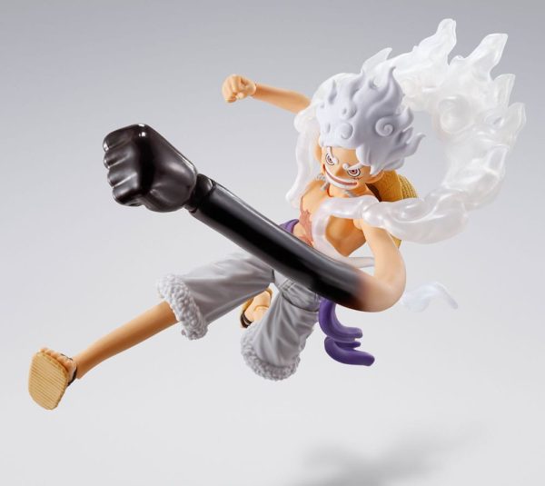 Figura de Monkey D. Luffy Gear 5 de One Piece, modelo S.H.Figuarts con diseño de Future Island Egghead, de 15 cm de altura. - Imagen 4