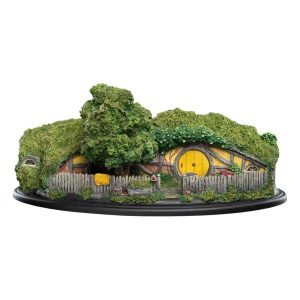Estatua de El Hobbit Trilogía Hobbit Hole -25 con Gandalf Cortando 14 cm.